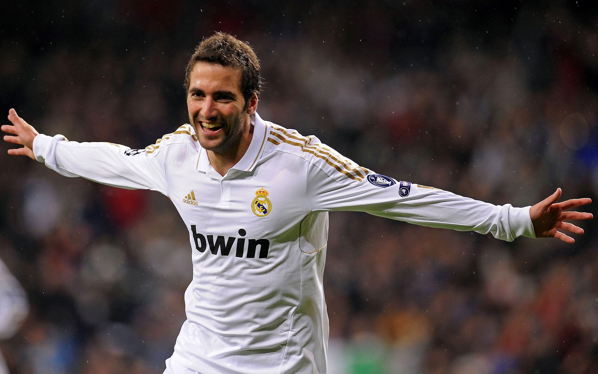 开云体育2026-贝蒂斯踏平亚特兰大，阿拉巴如何从后场指挥官化身关键先生？